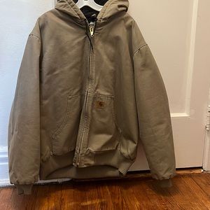 X-L Carhartt in excellent condition